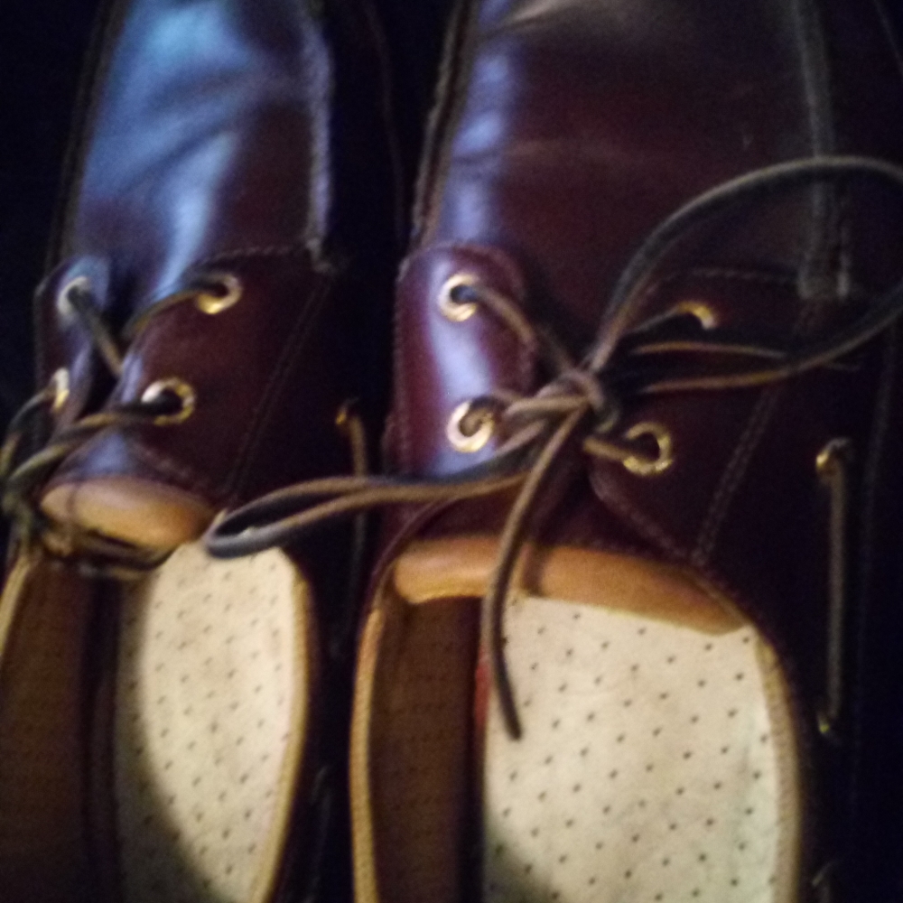 Sperry's - Picture 3 of 3